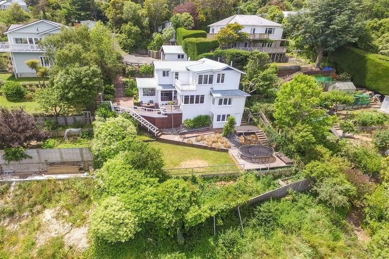 Photo of property in 108 Dyers Pass Road, Cashmere, Christchurch, 8022