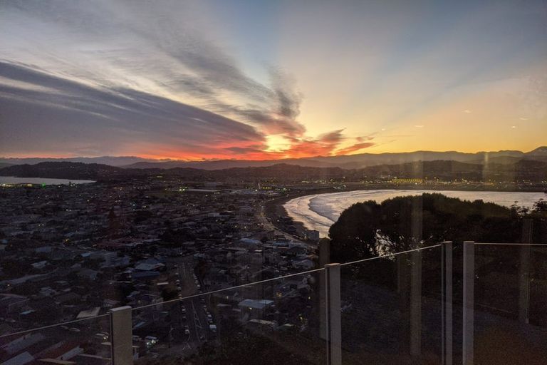 Photo of property in 7 Pari Tai Way, Houghton Bay, Wellington, 6023