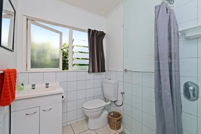 Photo of property in 241 Kenilworth Road, Mayfair, Hastings, 4122