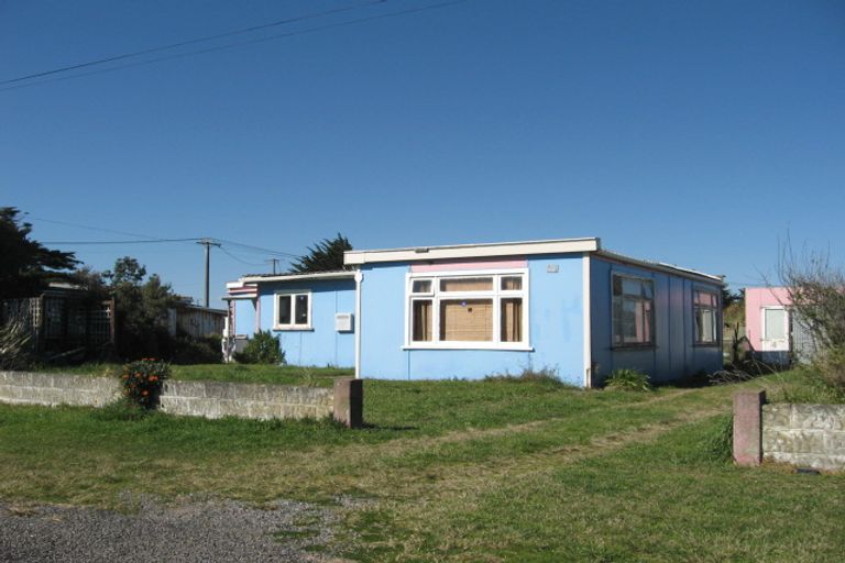 Photo of property in 20 Ngatiawa Street, Himatangi Beach, Foxton, 4891