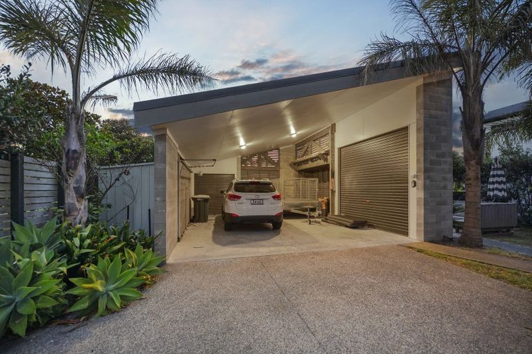 Photo of property in 36 Mangatawhiri Road, Omaha, 0986