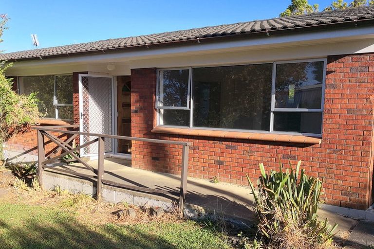Photo of property in 2/96a Ridge Road, Howick, Auckland, 2014