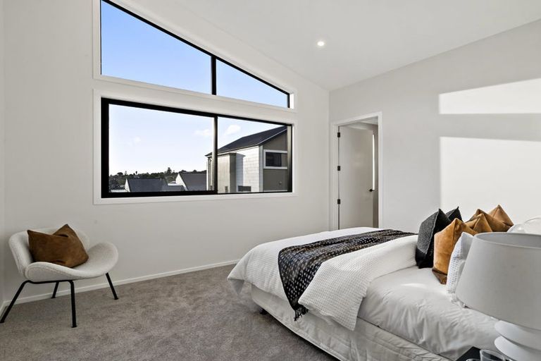 Photo of property in 2 Stockade View Lane, Howick, 2014