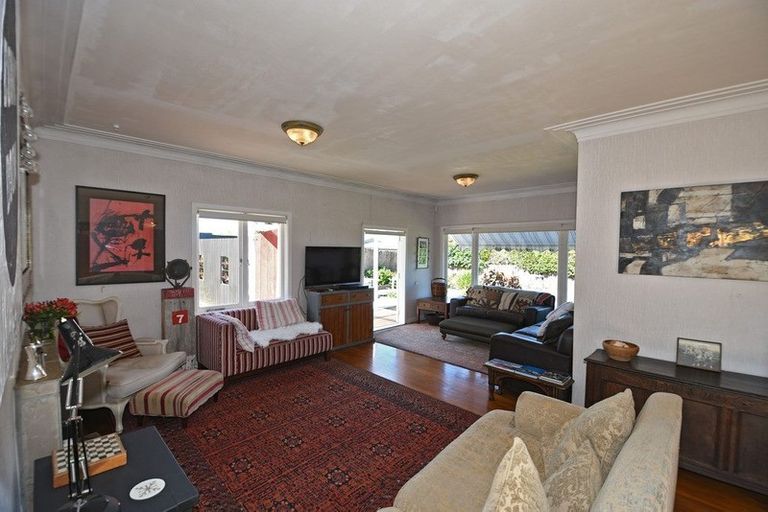 Photo of property in 10 Totara Road, Leigh, 0985