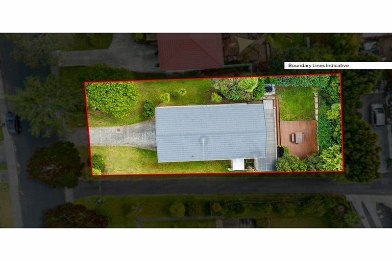 Photo of property in 81 Lynden Avenue, Hillcrest, Auckland, 0627