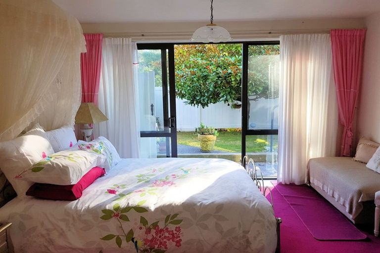 Photo of property in 13a Parau Avenue, Diamond Harbour, 8972