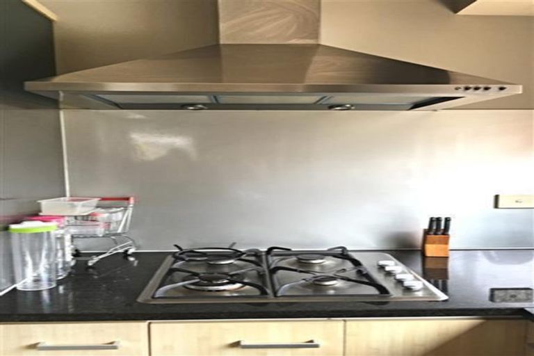 Photo of property in 174 Wattle Farm Road, Wattle Downs, Auckland, 2103