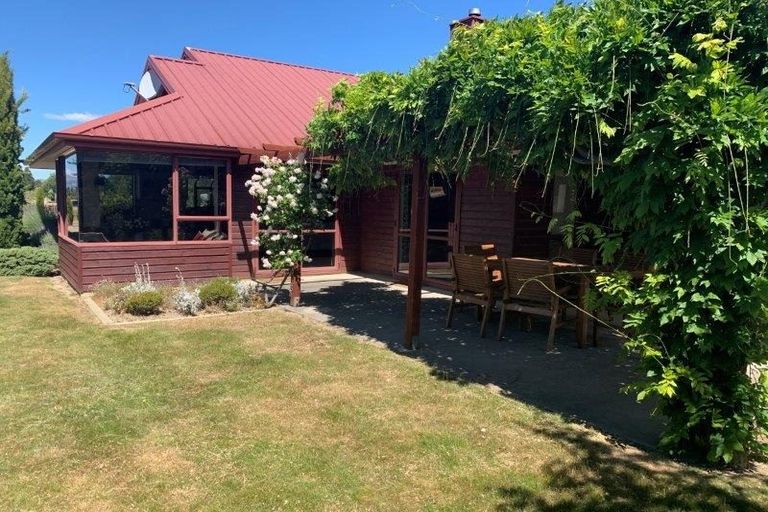 Photo of property in 18 Orchard Road, Wanaka, 9382