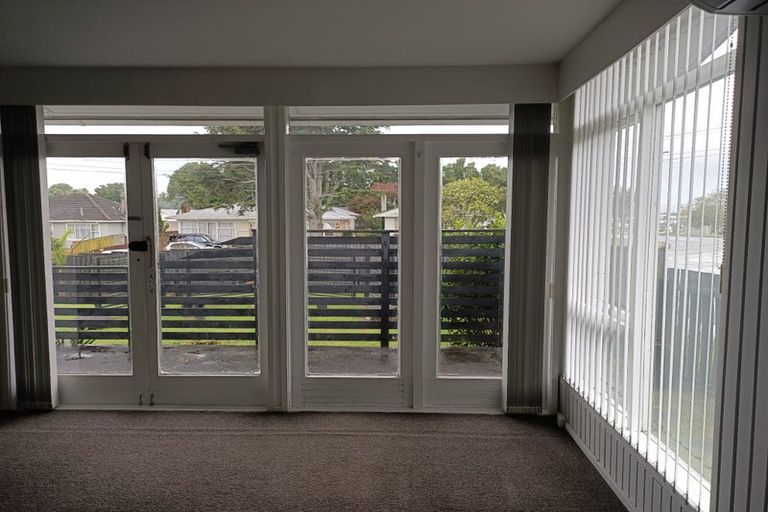 Photo of property in 19 Fields Road, Manurewa, Auckland, 2102