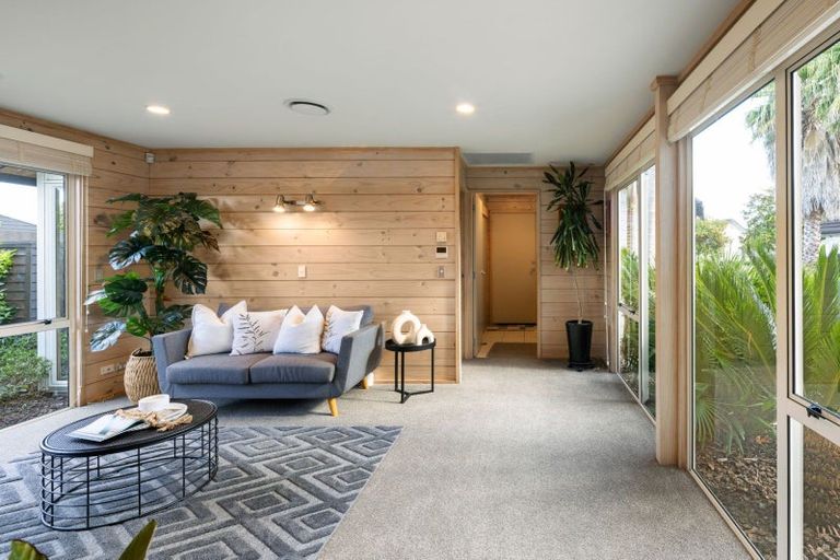 Photo of property in 15 The Esplanade, Huntington, Hamilton, 3210