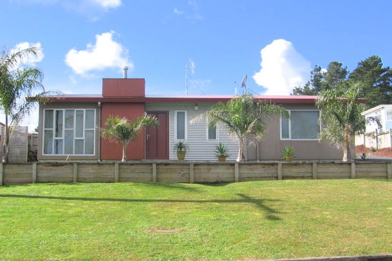 Photo of property in 19a Commins Road, Onerahi, Whangarei, 0110