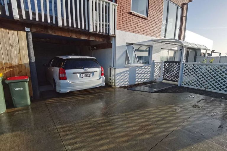 Photo of property in 159 Point View Drive, East Tamaki Heights, Auckland, 2016