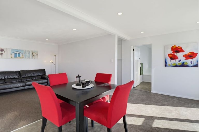 Photo of property in 2a Waitai Street, Castlecliff, Wanganui, 4501