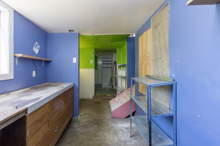 Photo of property in 49 Waverley Street, Waipawa, 4210