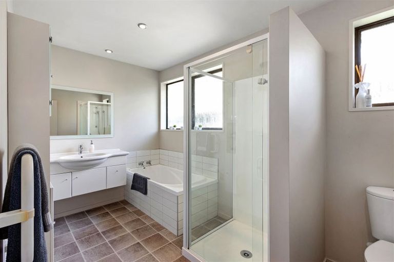 Photo of property in 5 Elvira Court, Bishopdale, Christchurch, 8053