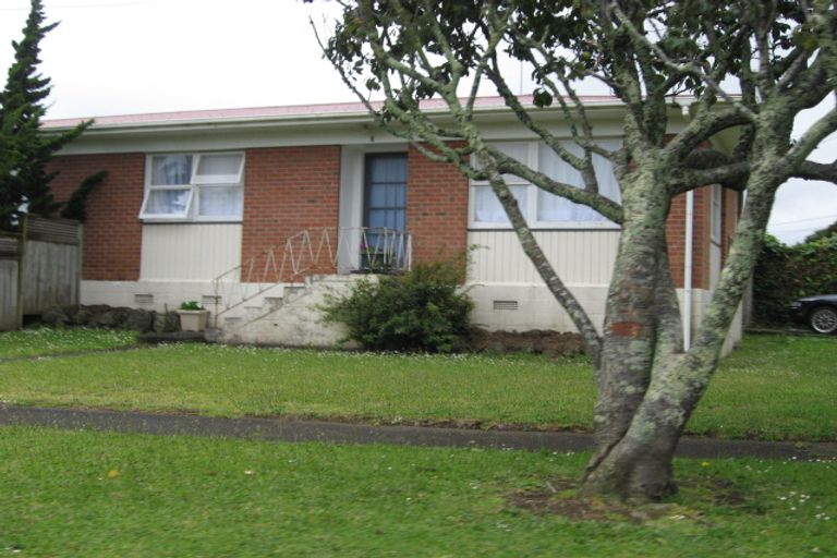 Photo of property in 3/1 Kiekie Road, Mangere Bridge, Auckland, 2022