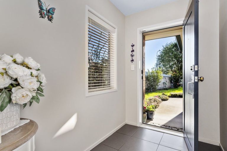 Photo of property in 68 Falcon Drive, Welcome Bay, Tauranga, 3112
