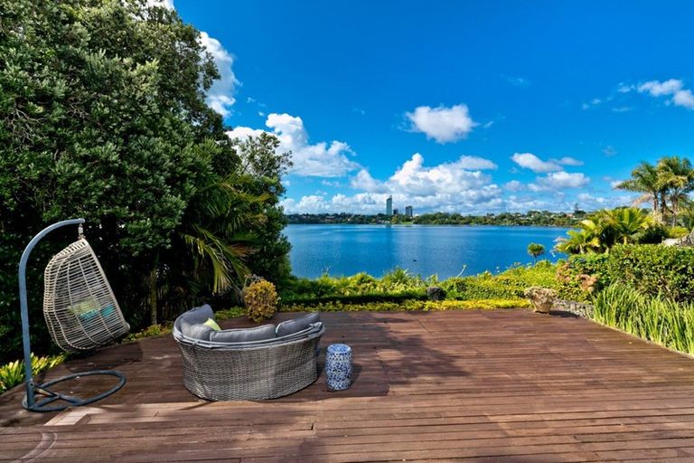 Photo of property in 3/76 Shakespeare Road, Milford, Auckland, 0620