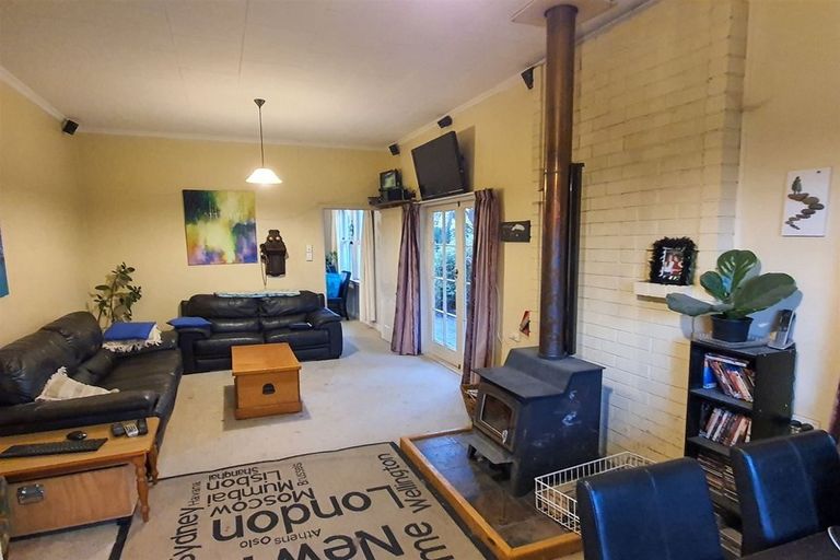 Photo of property in 7 Waimate Highway, Makikihi, Waimate, 7978