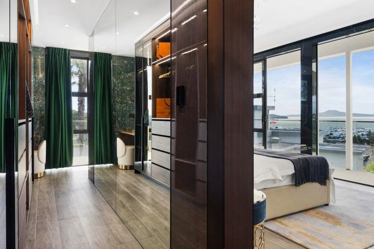 Photo of property in 24 Half Moon Rise, Half Moon Bay, Auckland, 2012