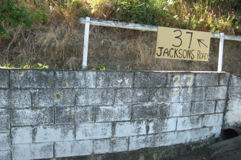 Photo of property in 37 Jacksons Road, Lyttelton, 8082