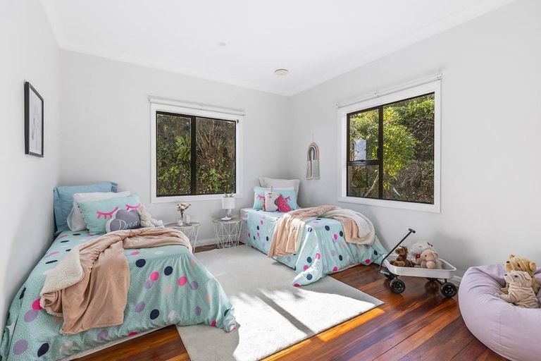 Photo of property in 50 Sheridan Terrace, Johnsonville, Wellington, 6037