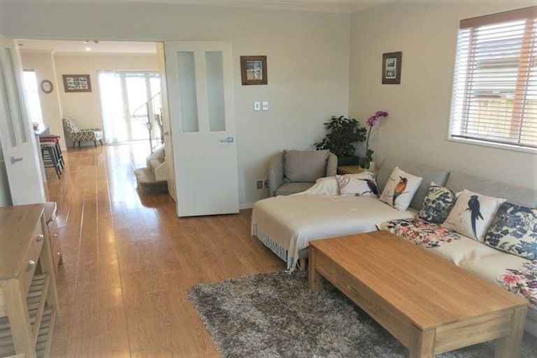 Photo of property in 9 Bottega Close, Flat Bush, Auckland, 2019