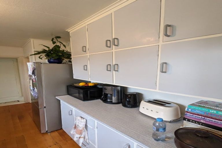 Photo of property in 46 Wellington Road, Paekakariki, 5034