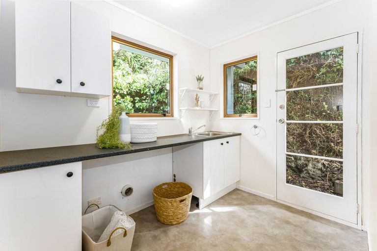 Photo of property in 11 The Anchorage, Whitby, Porirua, 5024