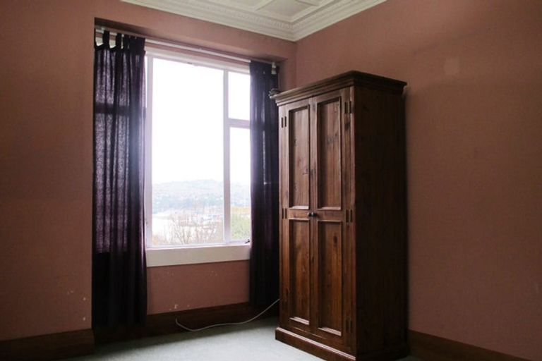 Photo of property in 22 South Road, Kensington, Dunedin, 9011