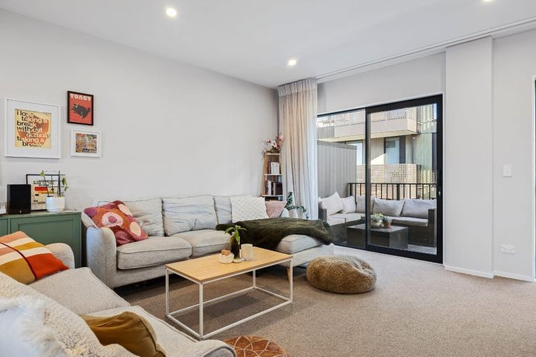 Photo of property in The Terraces, 12/36d Welles Street, Christchurch Central, Christchurch, 8011