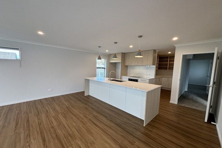 Photo of property in 16a Lenton Street, Aranui, Christchurch, 8061