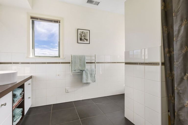 Photo of property in 50 The Dunes, Cromwell, 9310