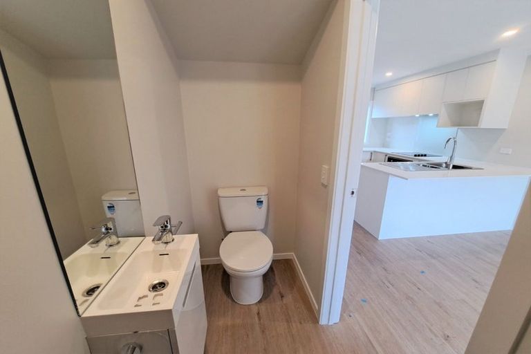 Photo of property in 2/125b Metcalfe Road, Ranui, Auckland, 0612