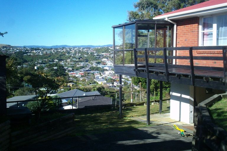 Photo of property in 100 Ironside Road, Johnsonville, Wellington, 6037