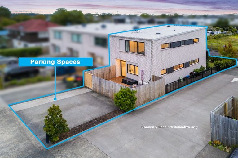Photo of property in 32a Titoki Street, Te Atatu Peninsula, Auckland, 0610