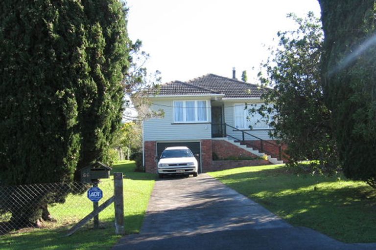 Photo of property in 66 Roberts Road, Te Atatu South, Auckland, 0610