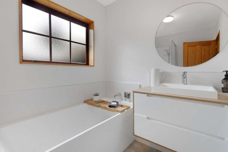 Photo of property in 21 Nikau Street, Tawhero, Whanganui, 4501