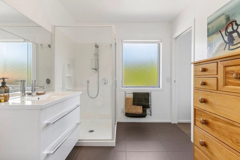 Photo of property in 22b Gloucester Street, Wilton, Wellington, 6012