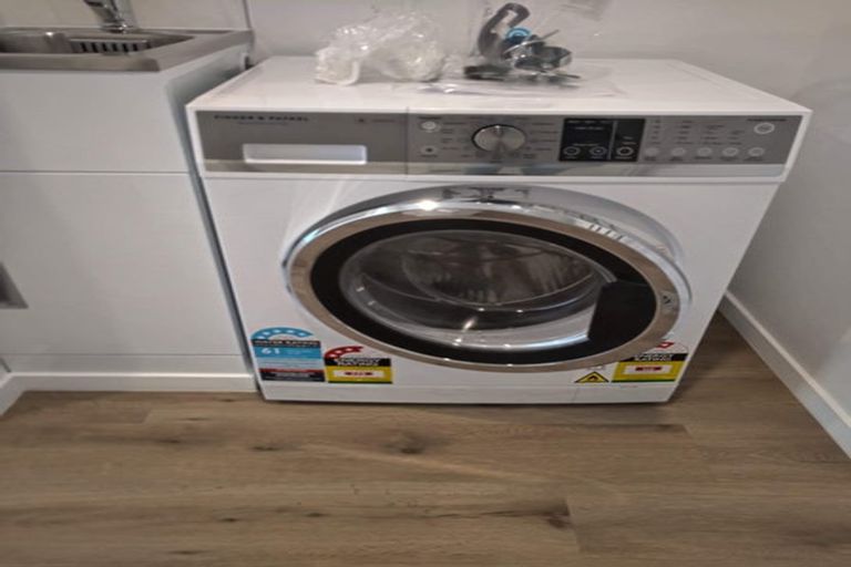 Photo of property in 10/45 Cessna Crescent, Mangere, Auckland, 2022