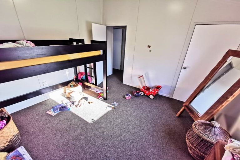 Photo of property in 10 Karaka Street, Castlecliff, Whanganui, 4501