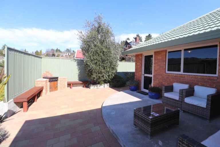 Photo of property in 17 Craig Place, Bridge Hill, Alexandra, 9320