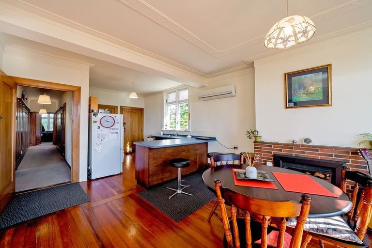 Photo of property in 122 Bedford Street, Saint Clair, Dunedin, 9012