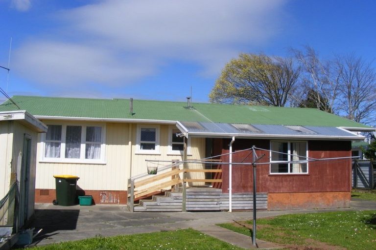 Photo of property in 43 Avenue Road, Foxton, 4814