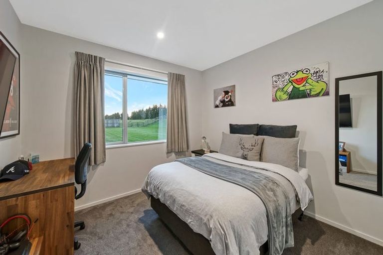 Photo of property in 29 Silver Peaks Drive, West Melton, 7618