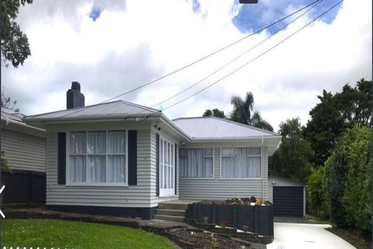 Photo of property in 37 Mckean Avenue, Manurewa, Auckland, 2102