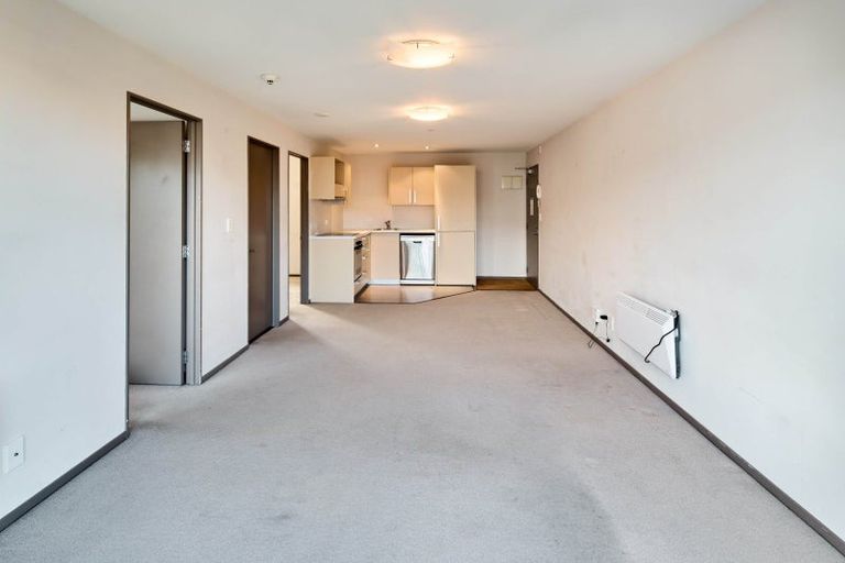 Photo of property in Dual Apartments, 510/142 Vivian Street, Te Aro, Wellington, 6011