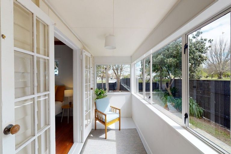 Photo of property in 5 Chambers Street, Te Awa, Napier, 4110