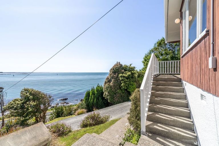 Photo of property in 78 Marine Parade, Bluff, 9814