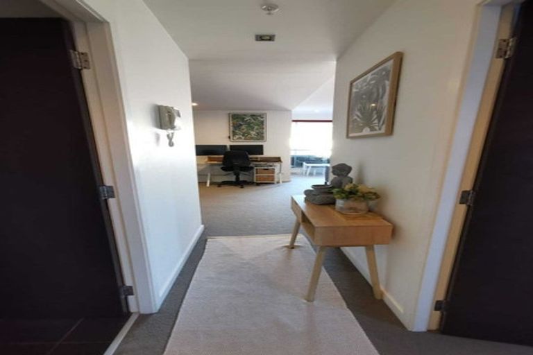 Photo of property in 4a/1 Hanson Street, Mount Cook, Wellington, 6021